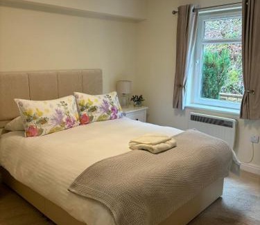 Fort William Apartment | Conaglen, Glenloch View, Fort William 2-Bedroom Loch Side Flat