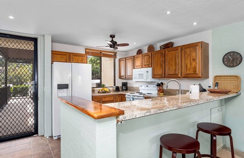 Keauhou Condo | 🏖️Concierge Included| No Stairs | Fantastic Ocean View | Spacious Lanai