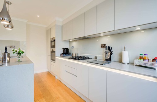 Syon Apartment | Concord Apartments Kew 1 Bedroom wParking