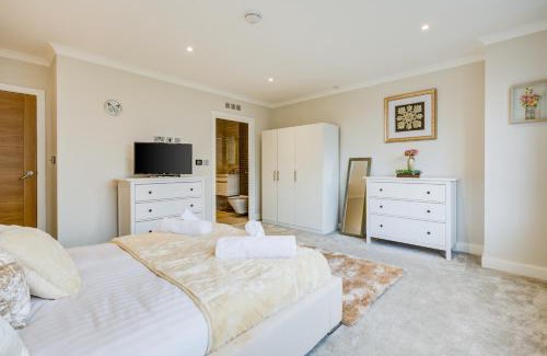 Syon Apartment | Concord House