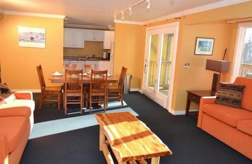 Central Vermont- Killington Condo | Condo 1 Slopeside One Bedroom Hot tub and Sauna