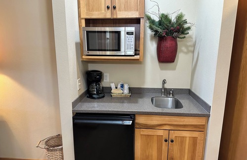 Eagle River Condo | CONDO 103@EAGLE WATERS RESORT