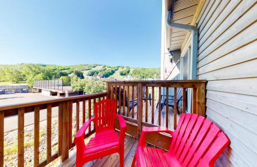 Craigleith Hotel | Condo 116 at North Creek Resort
