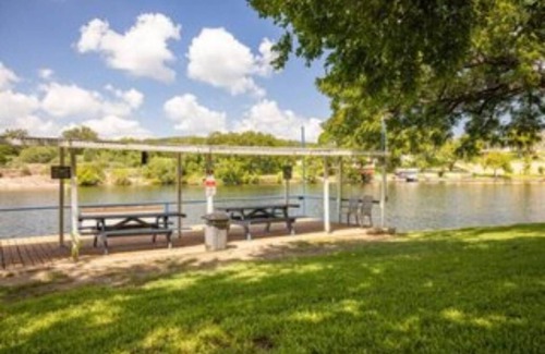 Buchanan Dam Condo | Condo 14, Beautiful Lake View