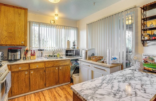 Vallejo Condo | Condo ~ 15 Mi to Napa & 34 Mi to San Francisco!