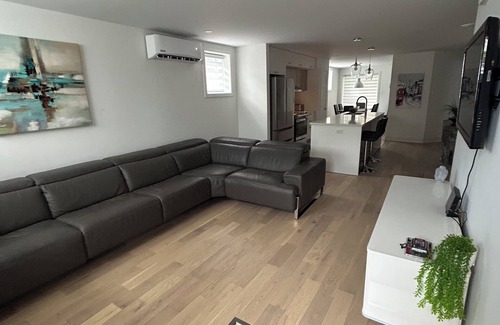 Longueuil Condo | Condo 6 1/2 à Longueuil Près du Pont Jacques-cartier