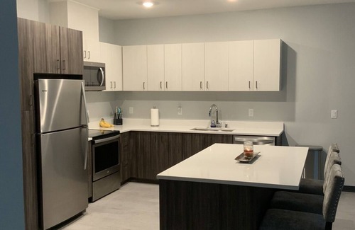 West Allis Apartment | Condo Apartment