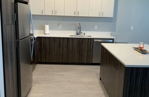 West Allis Apartment | Condo Apartment