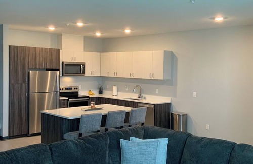 West Allis Apartment | Condo Apartment