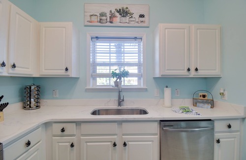 North Myrtle Beach Condo | Condo at Barefoot Golf Resort w/Shuttle to Beach!