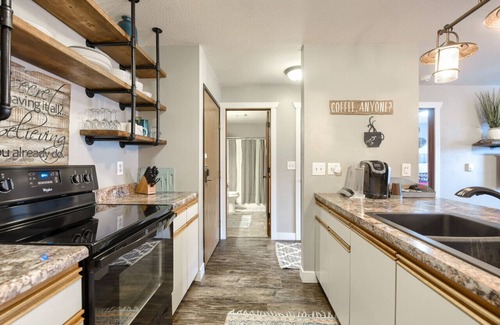 Deadwood Condo | Condo in the Hills #1 | Minutes to Deadwood