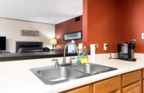 Nellysford Condo | Condo in Wintergreen Resort