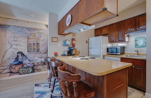 Angel Fire Condo | Condo just a Walk from the Chair Lift