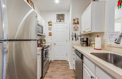 Rehoboth Beach Apartment | Condo La Ballena-Central 2 BR/2 bath