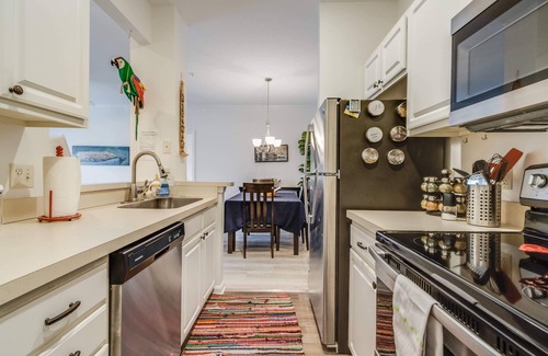 Rehoboth Beach Apartment | Condo La Ballena-Central 2 BR/2 bath
