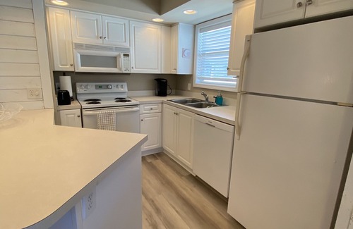 Cherry Grove Beach Condo | Condo - North Myrtle Beach - One Block to Beach! River side/Golf Course View!