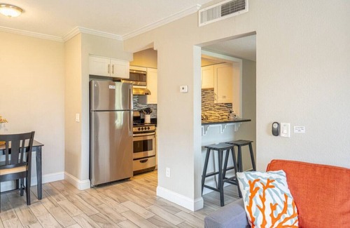 Belleair Beach Condo | Condo On The Beach - Heated Pool - Self Check-in