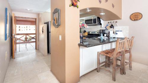 Bella Vista Apartment | Condo Pinacate 315 by Kivoya