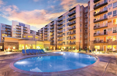 Seaside Condo | Condo right on the boardwalk in Seaside. 2 bed, 2 full bath. Sleeps 6