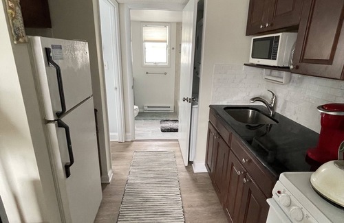 North End House | Condo Steps Aways from Beachfront, Boardwalk, and Attractions! Free Parking!