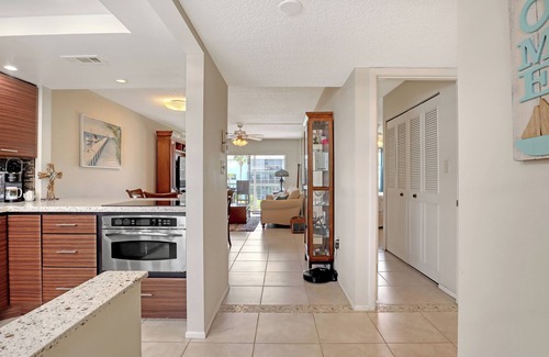 New Smyrna Beach Condo | Condo very close to the beach in New Smyrna