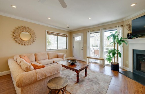 Wrightsville Beach Apartment | Condo with 2 Decks - Steps to Wrightsville Beach!