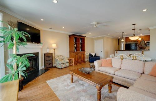 Wrightsville Beach Apartment | Condo with 2 Decks - Steps to Wrightsville Beach!