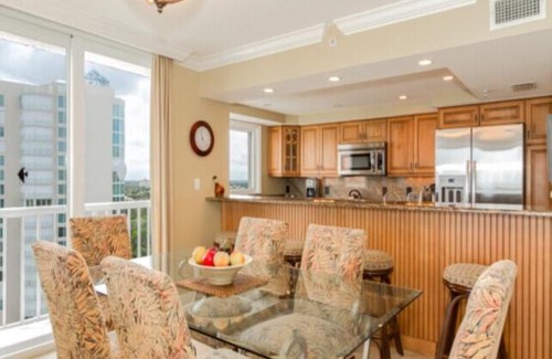 Park Shore Apartment | Condo with Views of Gulf and Bay