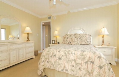 Park Shore Apartment | Condo with Views of Gulf and Bay