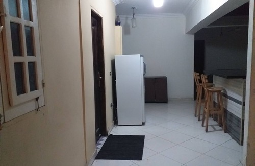 Qasr an-Nil Apartment | condoCozy Furnitured Apartment Downtown Cairo offers accommodation in Cairo, 1.1 km from Tahrir Square and 1.2 km from Ibn Tulun Mosque. The property is 1.5 km from The Egyptian Museum