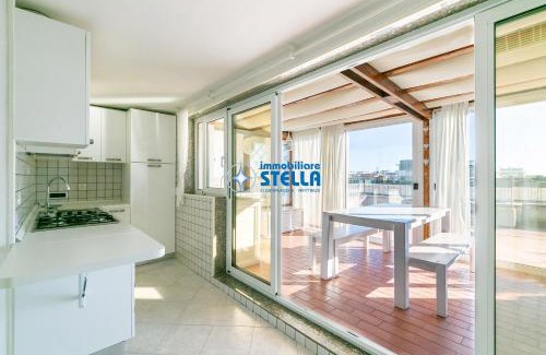 Jesolo Apartment | Condominio London