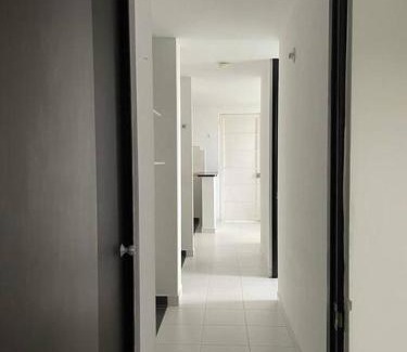 Ibague Apartment | Confortable Apartamento en Ibagué con piscina solo Fines de semana solo para FAMILIAS