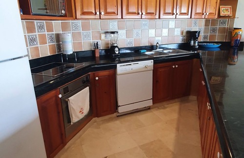 Puerto Aventuras Condo | Confortable Condo with Beach Front