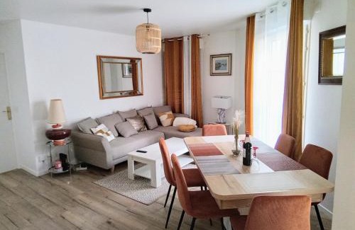 Serris Apartment | Confortable +