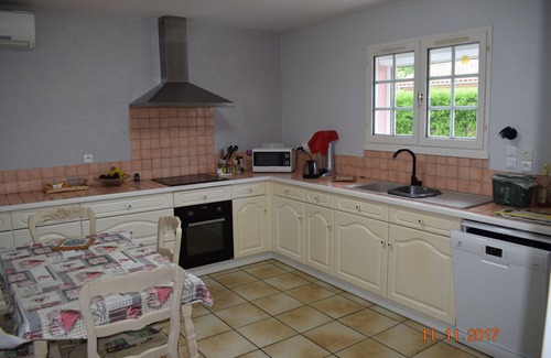 Civrac-en-Medoc House | Confortable Maison Entre Campagne ET Ocean