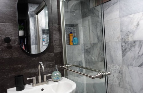 Thornton House | CONFORTABLE SUITE