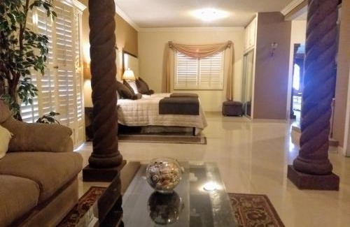 Chihuahua Apartment | Confortable y acogedor Departamento por UACH II
