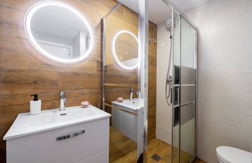 San Sebastian Condo | ¡confortable y Luminosa Vivienda en Donostia!