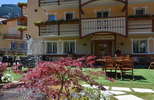 Ziano di Fiemme Apartment | Confortevole Stanza per due Persone con Bagno, Angolo Cottura e Sauna Infrarossi