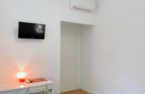 Borgo Trento House | Confortini Rooms SUNDAY