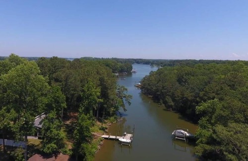 Reedville House | Connected & Relaxed @ Lone Pine Cove! Waterfront!