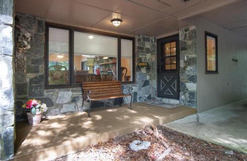 Brevard House | Connestee Lakefront Retreat