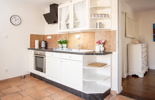 Krummhoern House | Conny's Kajüte - for up to 4 people, with sauna and pets welcome