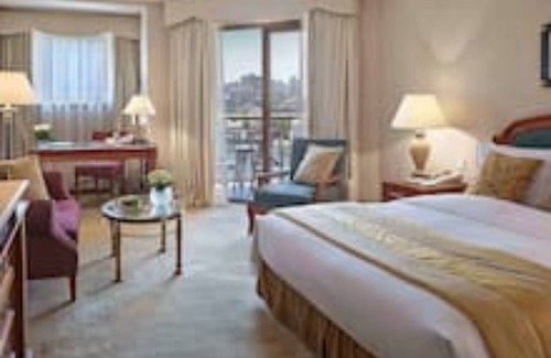 Downtown Cairo Bed & Breakfast | Conrad Cairo Hotel & Casino