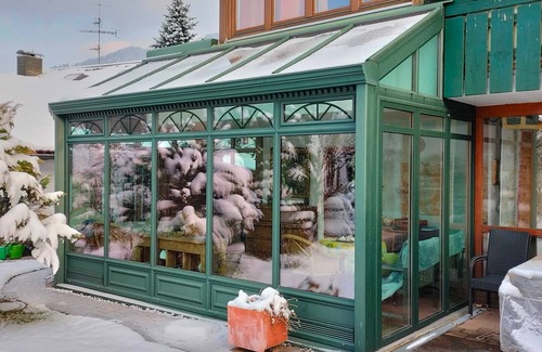Oberstaufen Apartment | Constance mountain view with winter garden