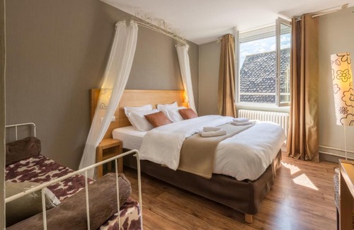 Beaulieu-sur-Dordogne Hotel | Contact Hôtel Le Relais de Vellinus