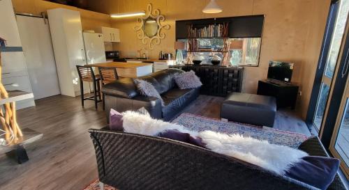 Mangere Bridge Apartment | Container Cottage Auckland Airport