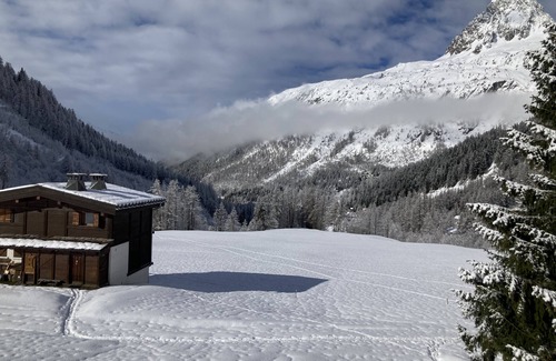 Le Tour Ski Chalet | Contemporary Chalet in Stunning Location