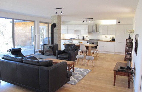 Notre-Dame-de-Monts House | Contemporary house with spectacular view of the forest
