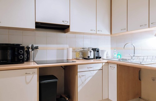 L'Europe Apartment | Contemporary 1BD Apartment, Saint Lazare!
